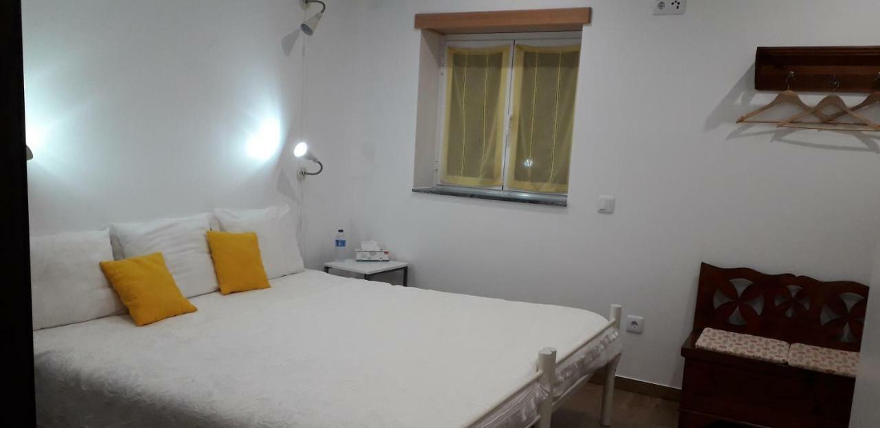 Mocho Guesthouse São Mamede Екстериор снимка